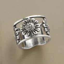 Tournesol Ring