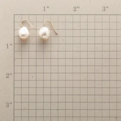 Sublime Pearl Earrings